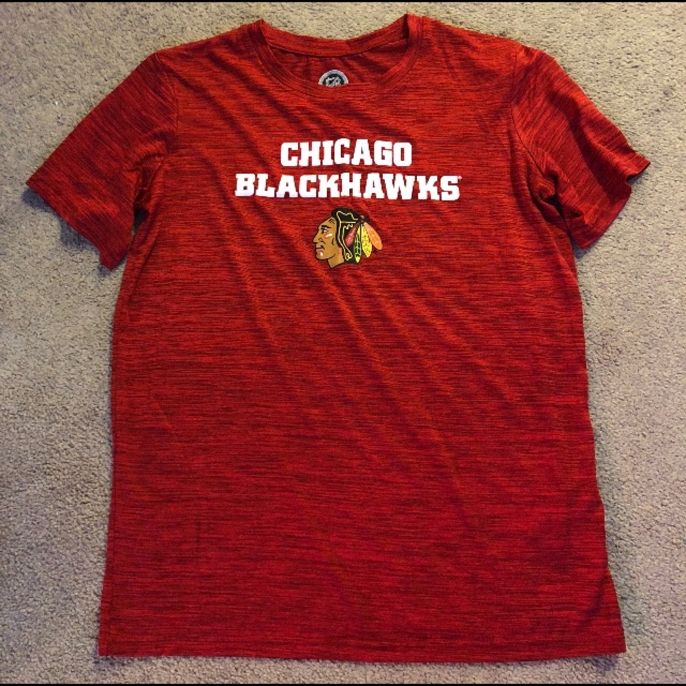 Youth Blackhawks Shirt Size Large